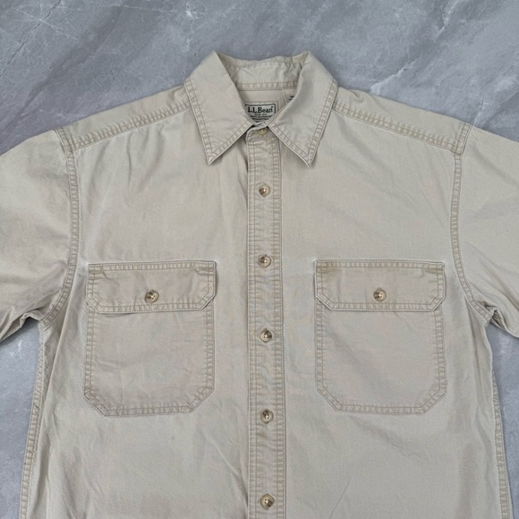 Men’s L.L. Bean Sunwashed Canvas Short Sleeve Button Down Cotton Shirt Small - Picture 2 of 16